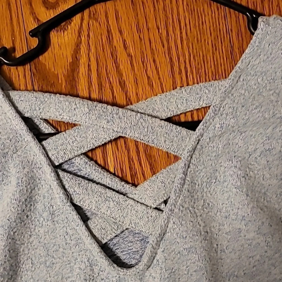 Absolutely Famous Top - Picture 4 of 5